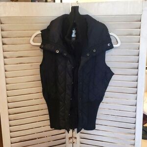 Young Fabulous & Broke Faux Down Vest Size Small in Black